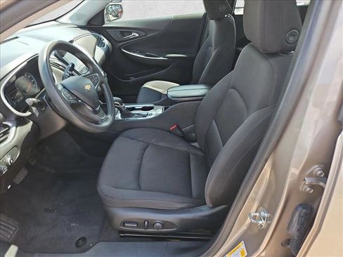 Used 2023 Chevrolet Malibu LT w/ Driver Confidence Package FWD image 14