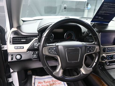 Used 2019 GMC Yukon Denali image 5