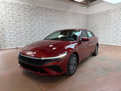 New 2026 Hyundai Elantra Blue image 3