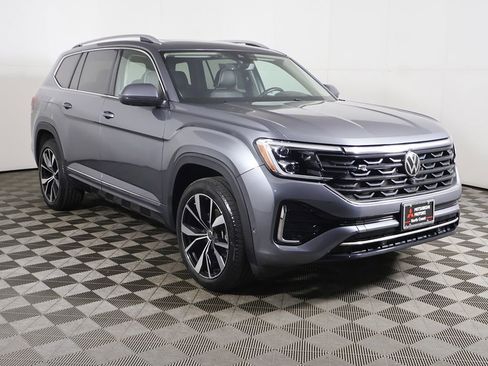 Used 2024 Volkswagen Atlas SEL Premium R-Line AWD/4WD image 61