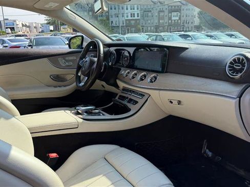 Used 2018 Mercedes-Benz E 400 Coupe image 17