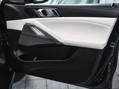 Used 2023 BMW X6 M50i w/ Executive Package image 20