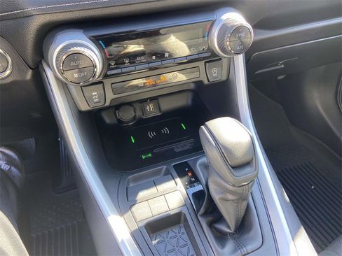 Used 2024 Toyota RAV4 XLE image 25