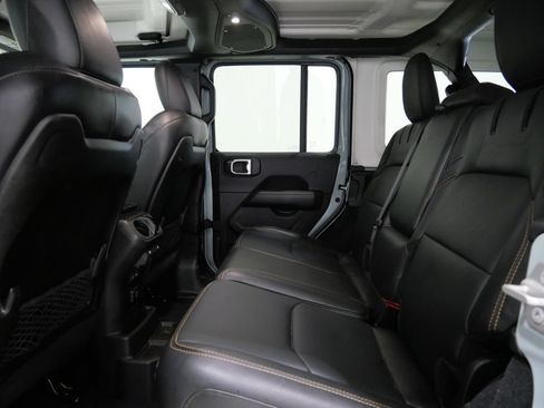 Used 2024 Jeep Wrangler Unlimited Sahara AWD/4WD image 26