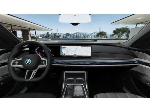 New 2025 BMW i7 xDrive60 image 11