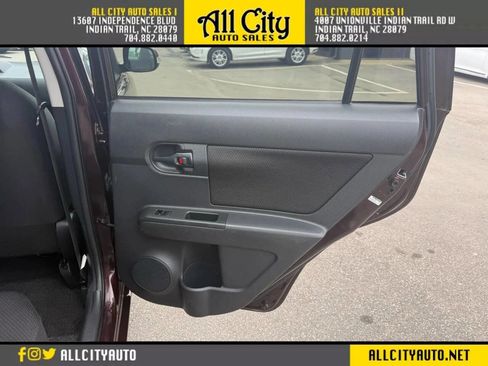 Used 2010 Scion xB image 15