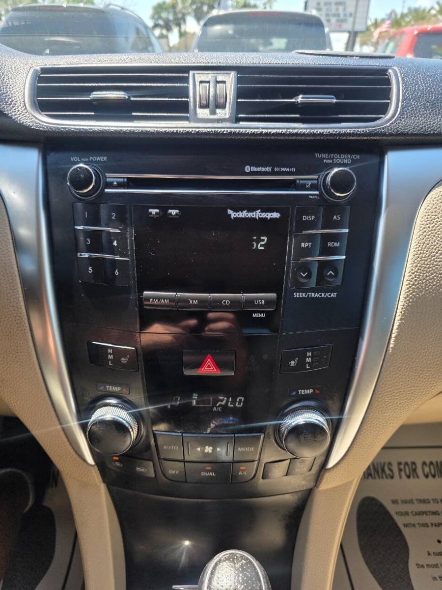 Used 2011 Suzuki Kizashi Sport SLS FWD image 15