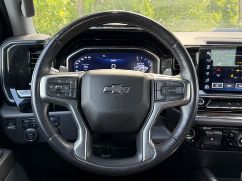 Used 2023 Chevrolet Silverado 1500 LT Trail Boss w/ Protection Package AWD/4WD image 19