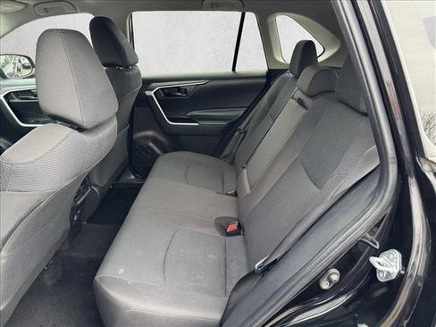 Used 2024 Toyota RAV4 LE AWD/4WD image 17