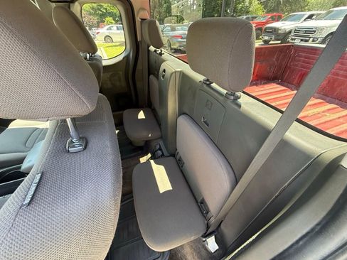 Used 2013 Nissan Frontier S RWD image 23