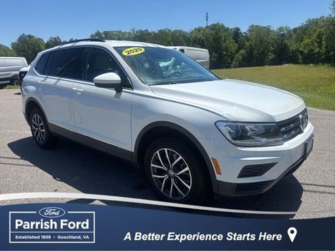Used 2020 Volkswagen Tiguan SEL FWD image 1