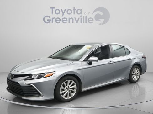 Used 2023 Toyota Camry LE w/ Convenience Package image 1