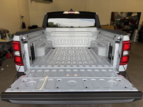 New 2025 Ford Maverick XLT w/ XLT Luxury Package image 30