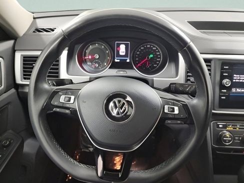 Used 2018 Volkswagen Atlas SE image 27