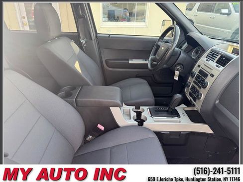Used 2012 Ford Escape XLT image 27