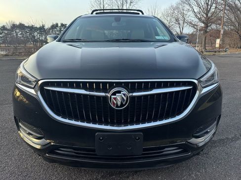 Used 2018 Buick Enclave Essence image 9