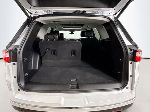 Used 2021 Chevrolet Traverse Premier AWD/4WD image 30