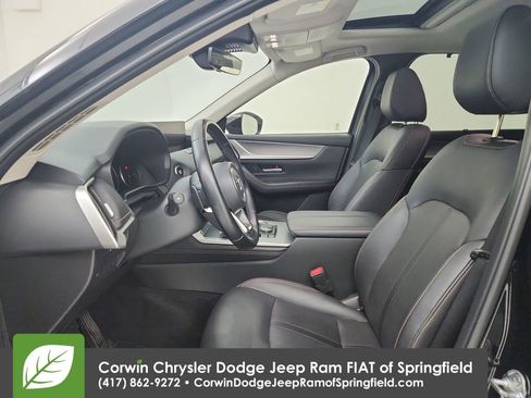 Used 2025 MAZDA CX-70 3.3 Turbo w/ Preferred Package image 19