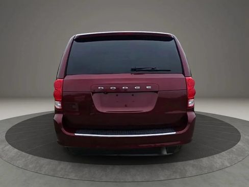 Used 2019 Dodge Grand Caravan SXT FWD image 5