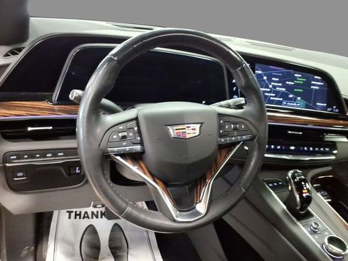 Used 2022 Cadillac Escalade Premium Luxury AWD/4WD image 21