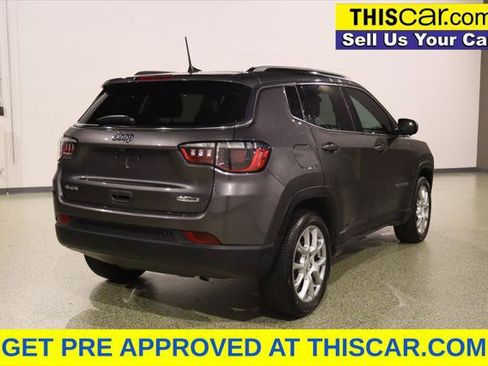 Used 2022 Jeep Compass Latitude AWD/4WD image 8