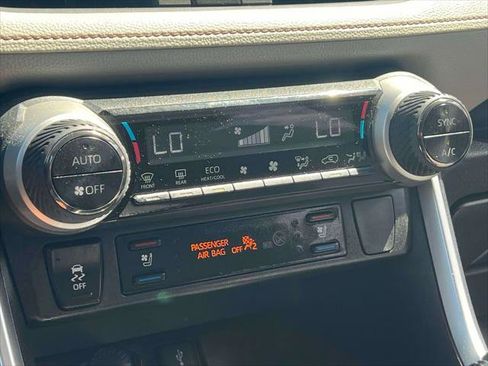 Certified 2020 Toyota RAV4 Limited AWD/4WD image 33