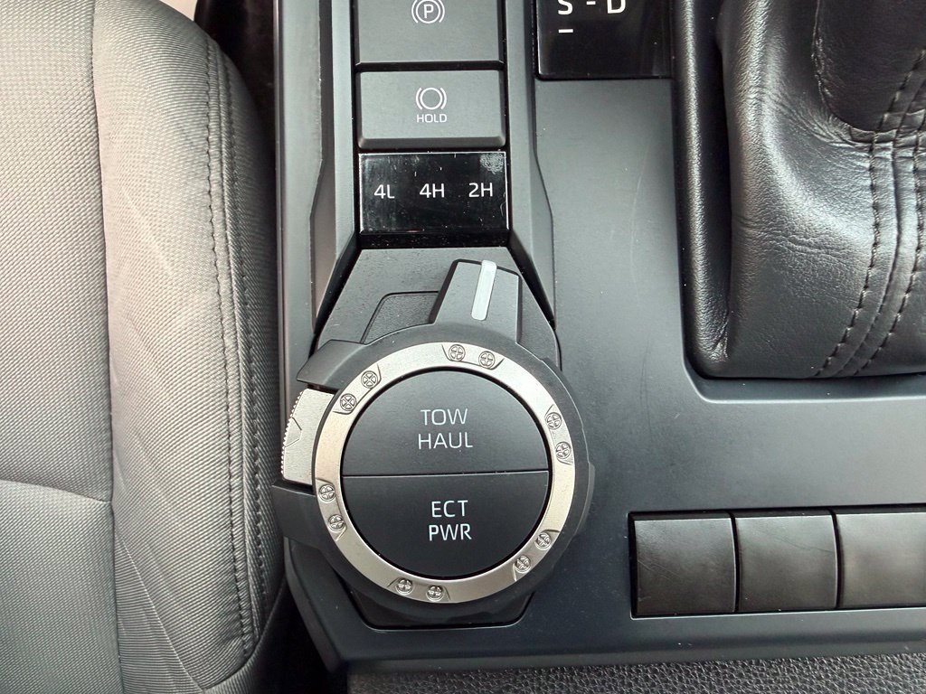Certified 2025 Toyota Tacoma SR5 AWD/4WD image 22