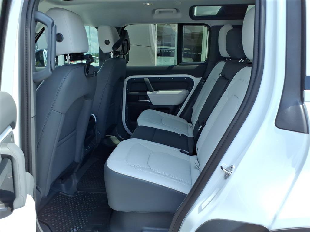 New 2026 Land Rover Defender 110 S AWD/4WD image 12