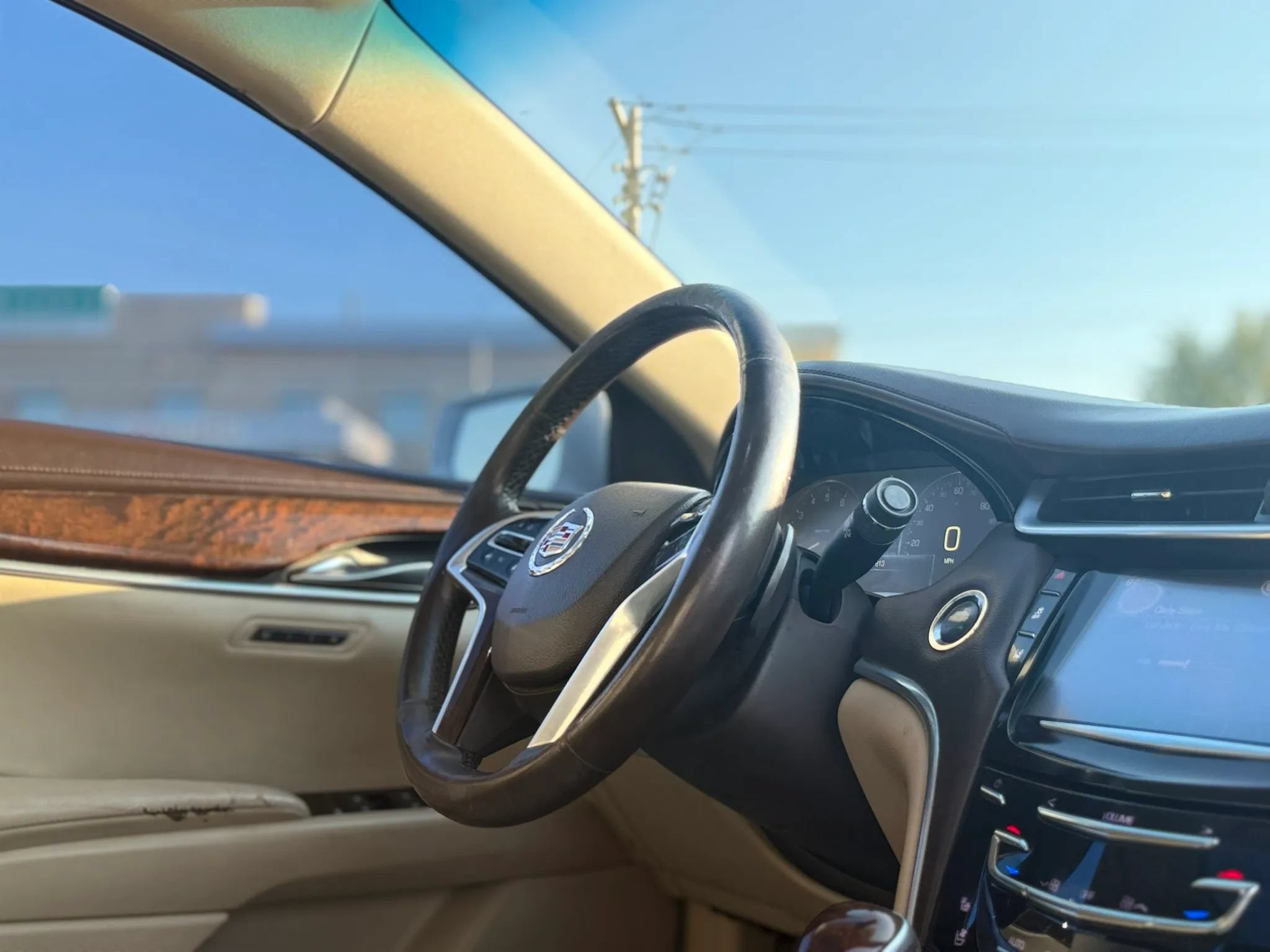 Used 2013 Cadillac XTS Premium FWD image 25