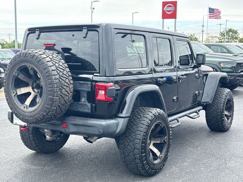 Used 2019 Jeep Wrangler Unlimited Rubicon AWD/4WD image 3