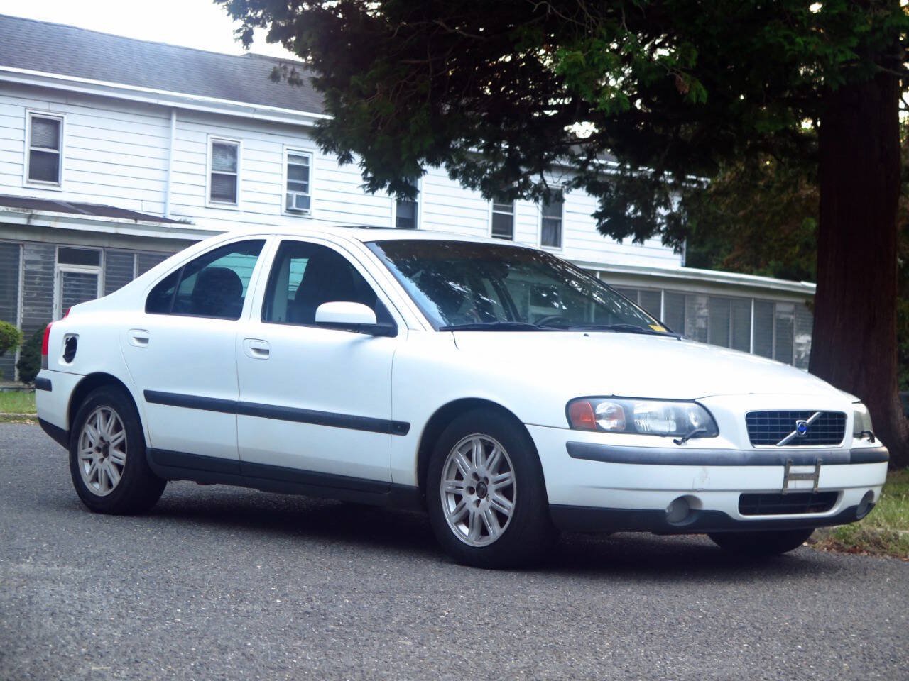 Used 2004 Volvo S60 2.5T FWD image 6