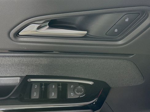 New 2025 Honda Prologue EX image 21