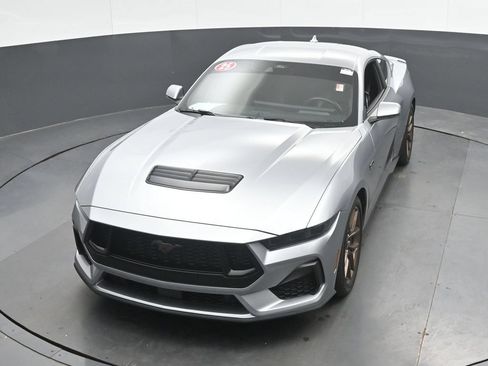 Used 2025 Ford Mustang GT Premium RWD image 37