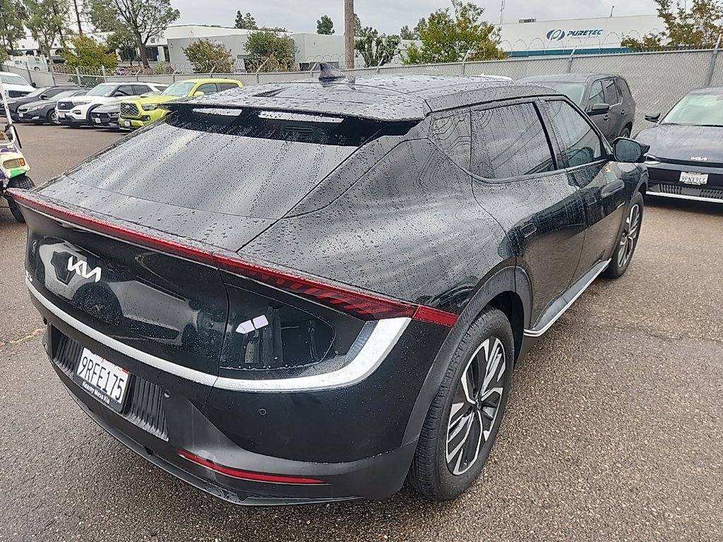 Used 2024 Kia EV6 Light RWD image 12