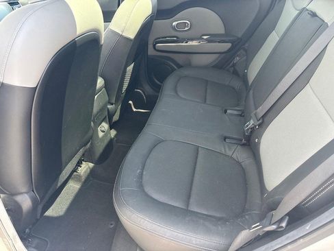 Used 2017 Kia Soul + w/ Primo Package image 6