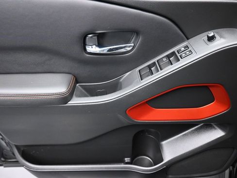 Used 2023 Nissan Frontier PRO-4X w/ Technology Package image 10