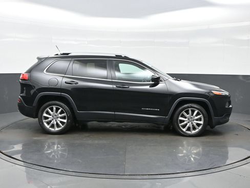 Used 2014 Jeep Cherokee Limited w/ Technology Group FWD image 10