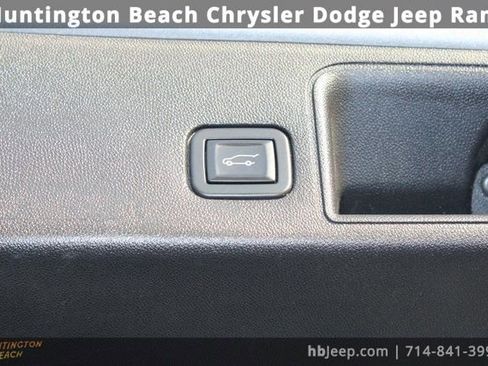 Used 2020 GMC Terrain Denali w/ Denali Premium Package image 39