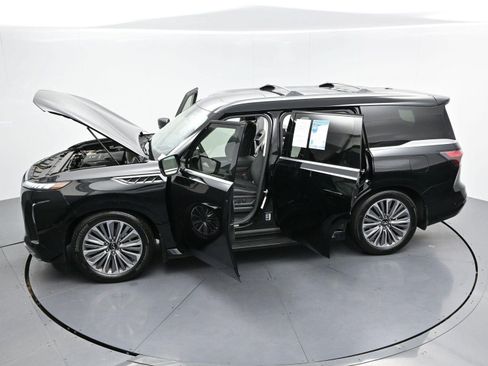 Used 2025 INFINITI QX80 Luxe w/ Exterior Package AWD/4WD image 41