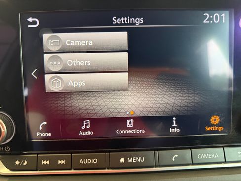 Used 2024 Nissan Rogue S FWD image 33
