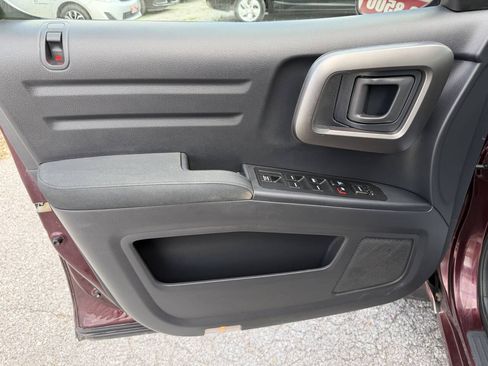 Used 2013 Honda Ridgeline RTS image 13