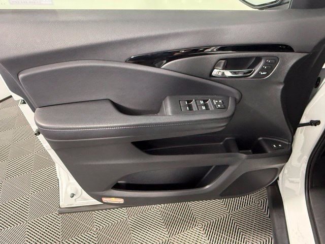 Used 2020 Honda Pilot Elite image 14