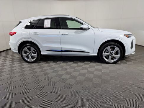 New 2026 Audi Q5 Premium Plus AWD/4WD image 8