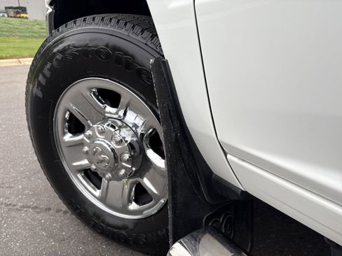 Certified 2022 RAM 2500 Tradesman w/ Chrome Appearance Group AWD/4WD image 12