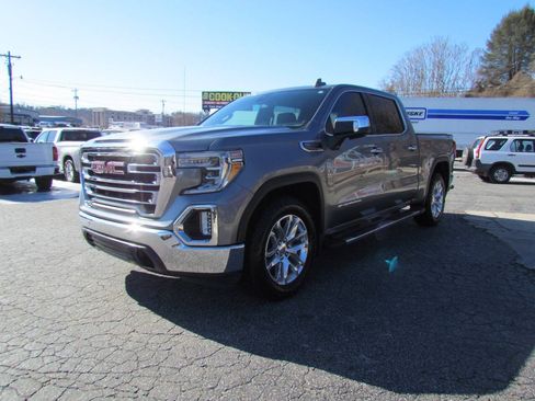 Used 2019 GMC Sierra 1500 SLT w/ SLT Premium Plus Package AWD/4WD image 3