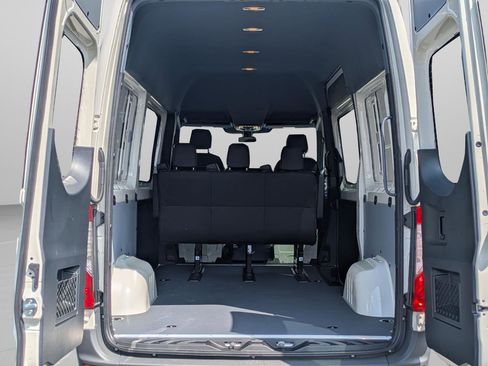New 2025 Mercedes-Benz Sprinter 2500 image 8