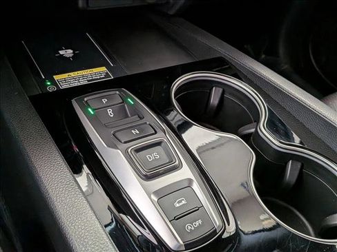 Certified 2024 Honda Passport Black Edition image 11