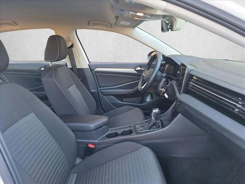 Used 2025 Volkswagen Jetta S image 20