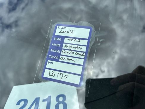 Used 2023 Hyundai Santa Cruz SEL Premium image 11