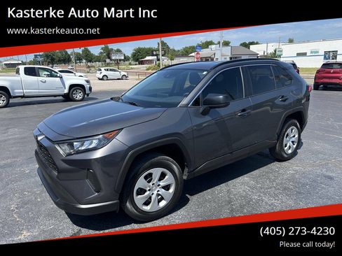 Used 2020 Toyota RAV4 LE FWD image 1